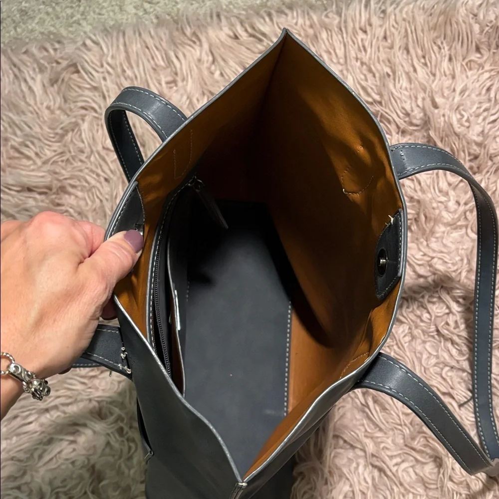Shiraleah (Boutique) Vegan Leather Tote